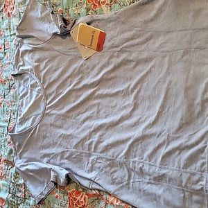 NWT Reebok training ladies slim flit dr-fit top Size Large L. light blue heather